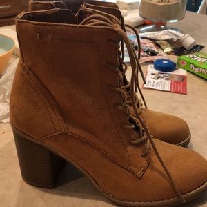 Indigo rd suede boots